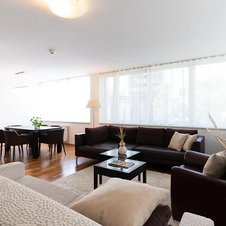 Отель Sandwirth Клагенфурте