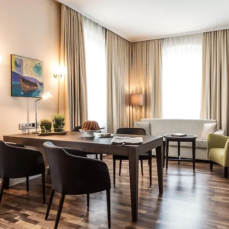 Hotel Sandwirth 4*