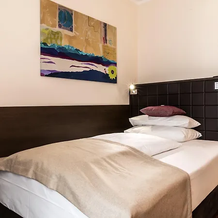 Hotel Sandwirth 4*