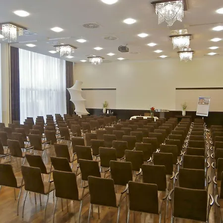 Отель Sandwirth 4*