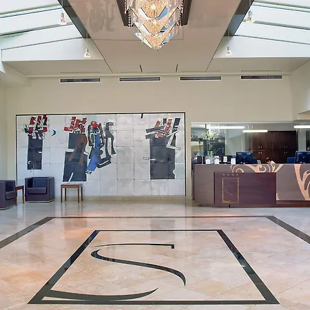 Отель Sandwirth