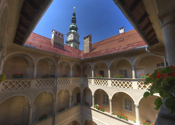 サンドヴィルト ホテル 4*