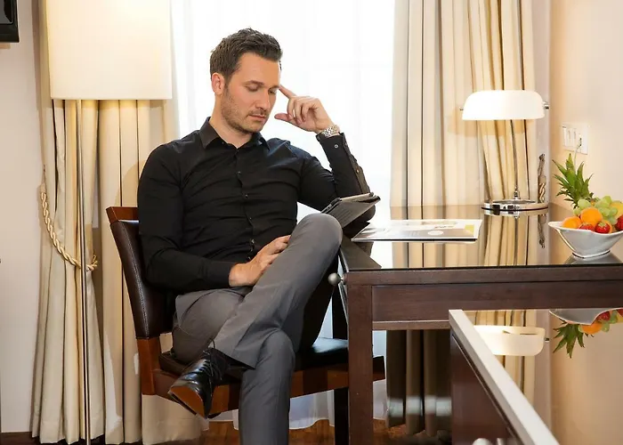 ホテル サンドヴィルト クラーゲンフルト